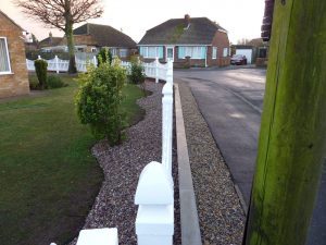 Plastic Fencing - Scalloped Picket Fence